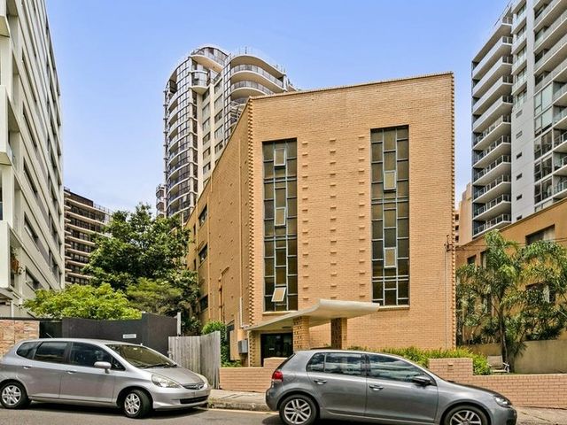 9/3 Waverley Crescent, BONDI JUNCTION