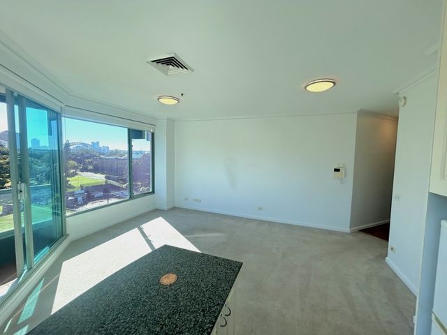 1006/22-40 Sir John Young Crescent, WOOLLOOMOOLOO