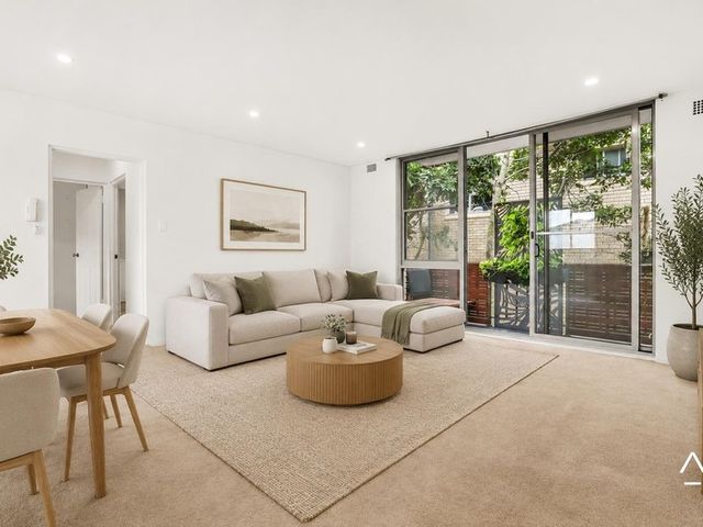 4/18 Melrose Parade, CLOVELLY