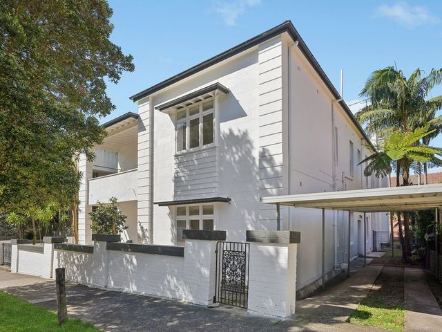 1-4/10 Penkivil Street, BONDI
