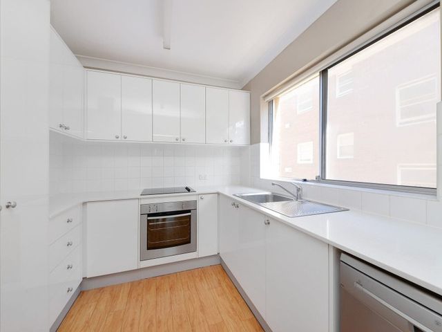 1/12 Cowper Street, RANDWICK