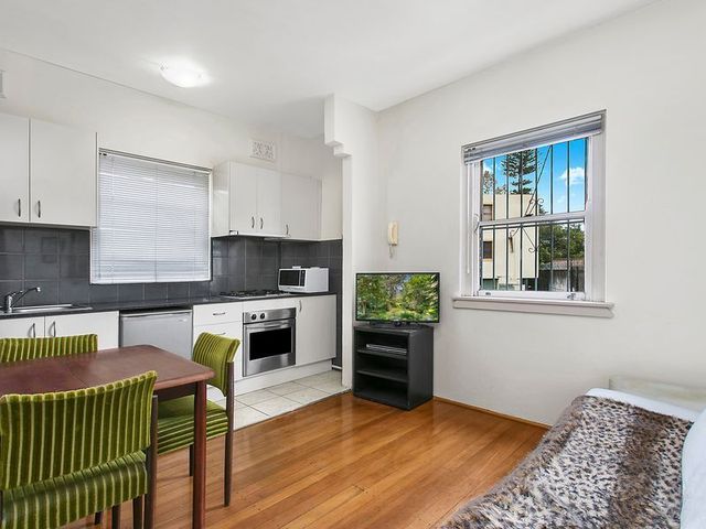 9/113 New South Head Road, EDGECLIFF