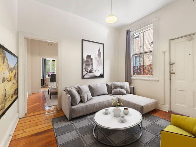 2/21 Moore Park Road, PADDINGTON